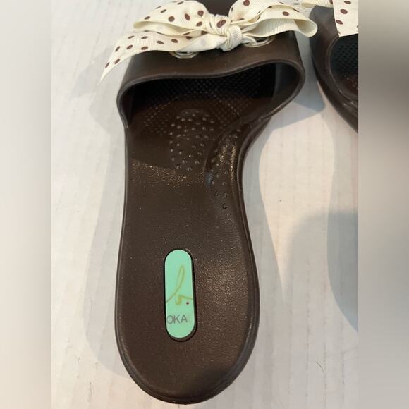 Oka B Okabashi Madison Brown Slides Cream Polkadot Bow FlipFlop Sandal M - Picture 10 of 11